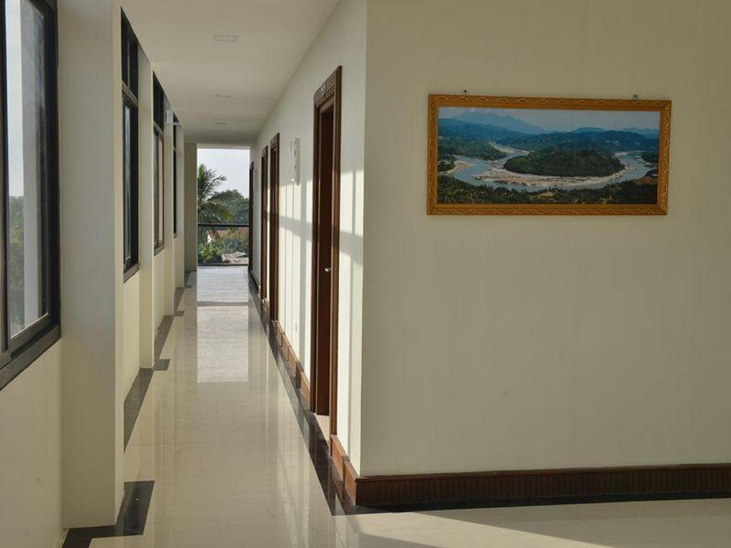 Hotel Myitkyinā Rum bild