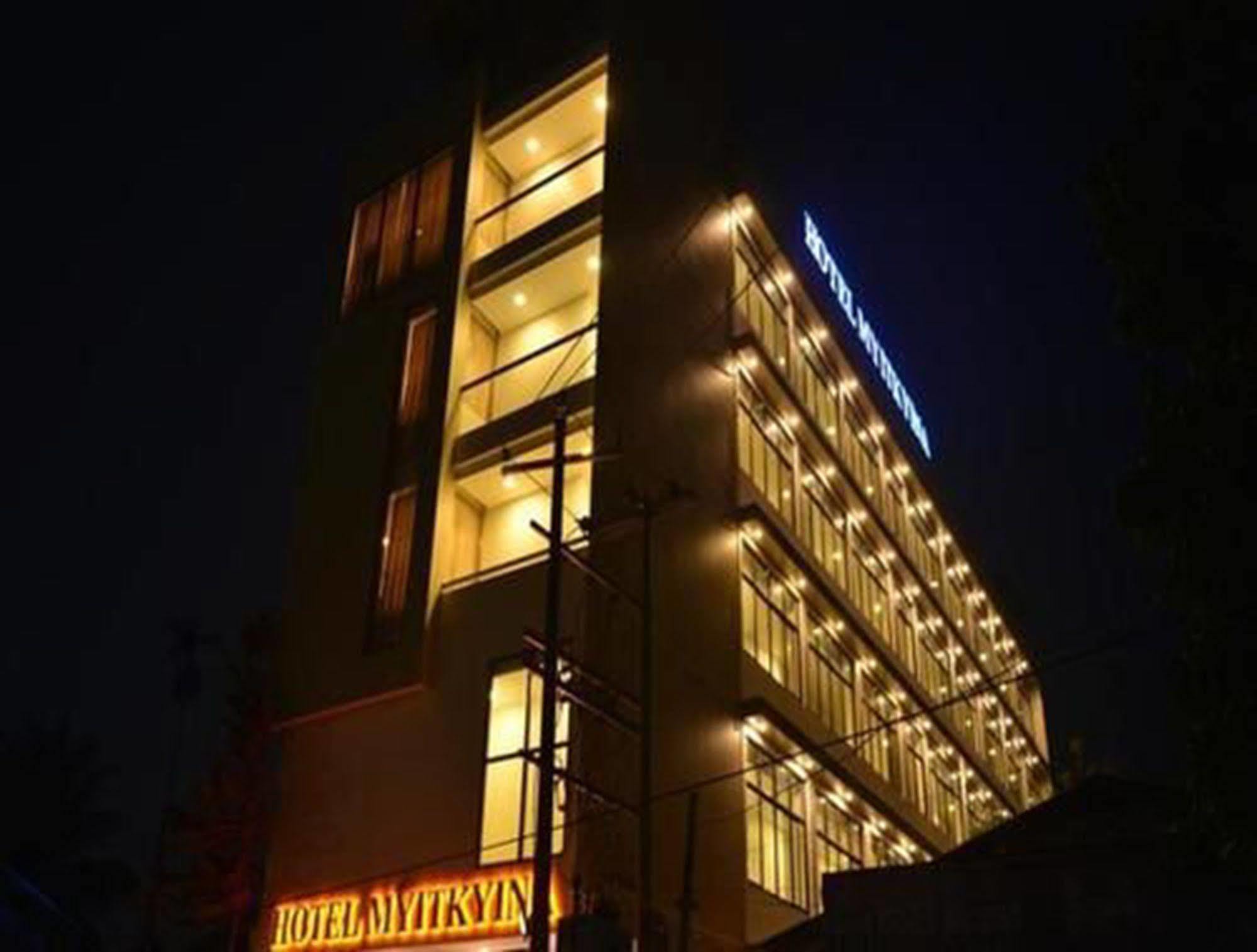 Hotel Myitkyinā Exteriör bild